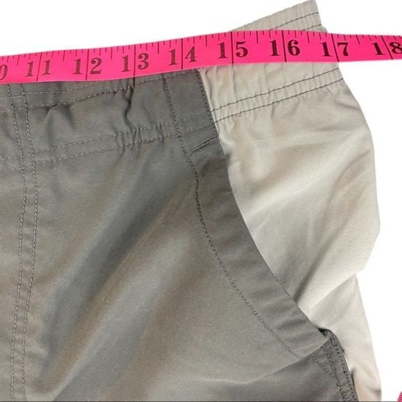 Nike Shorts Mens Grey and White - Picture 4 of 7